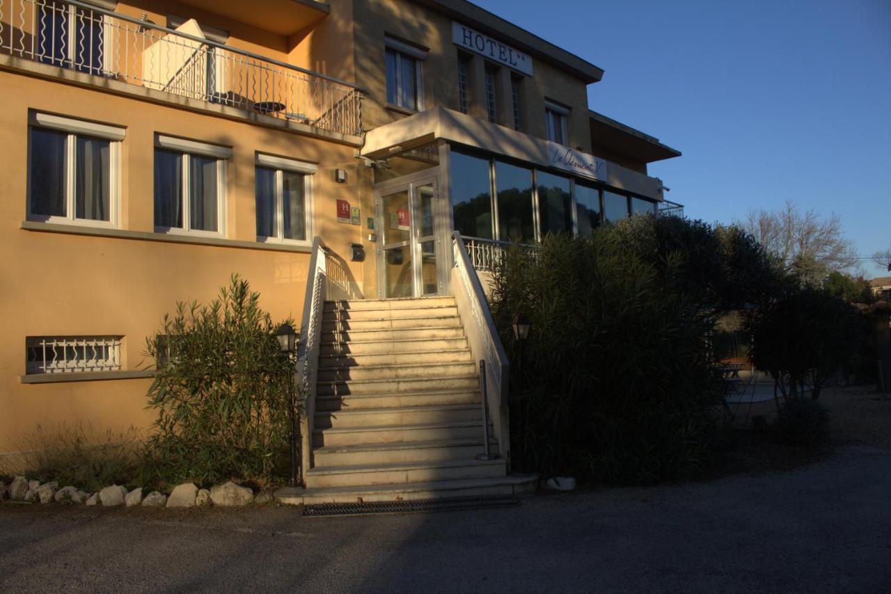 Logis Hotel Le Clement V Roquemaure  Exterior photo
